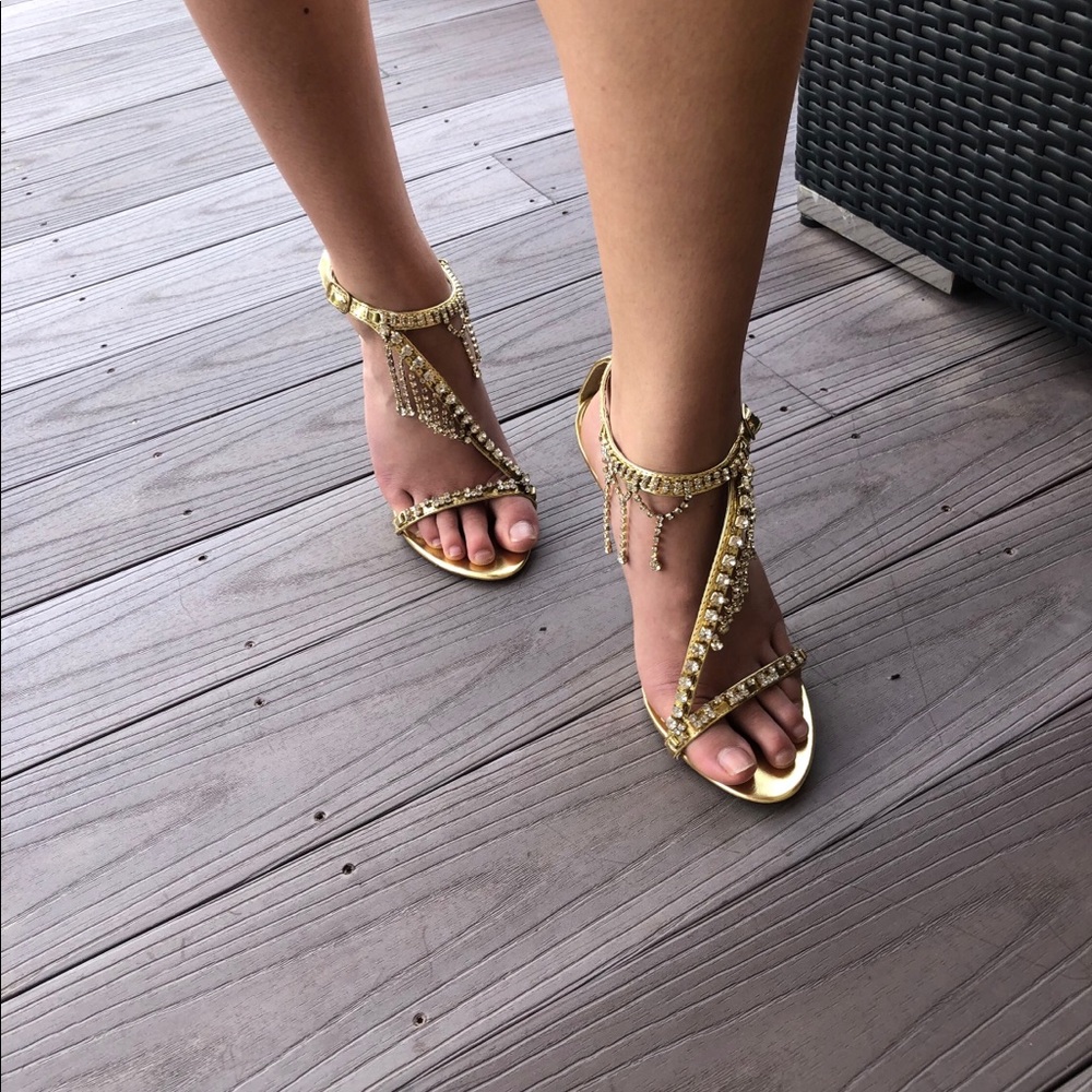 Gold stiletto heels with diamonds